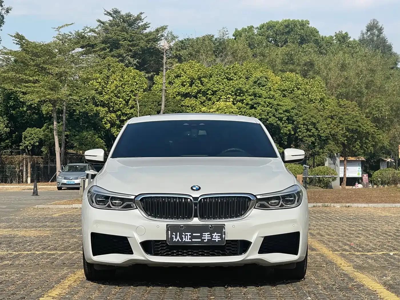 2020 BMW 6 Series GT 630i M Sport Package — миниатюра 2
