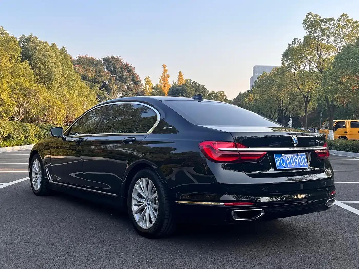 BMW 7 Series PHEV 2017 740Le xDrive — миниатюра 4