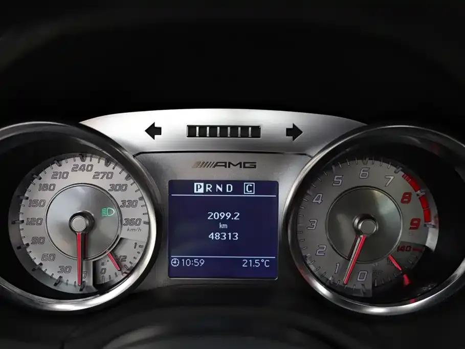 2011 Mercedes-Benz SLS AMG — миниатюра 10