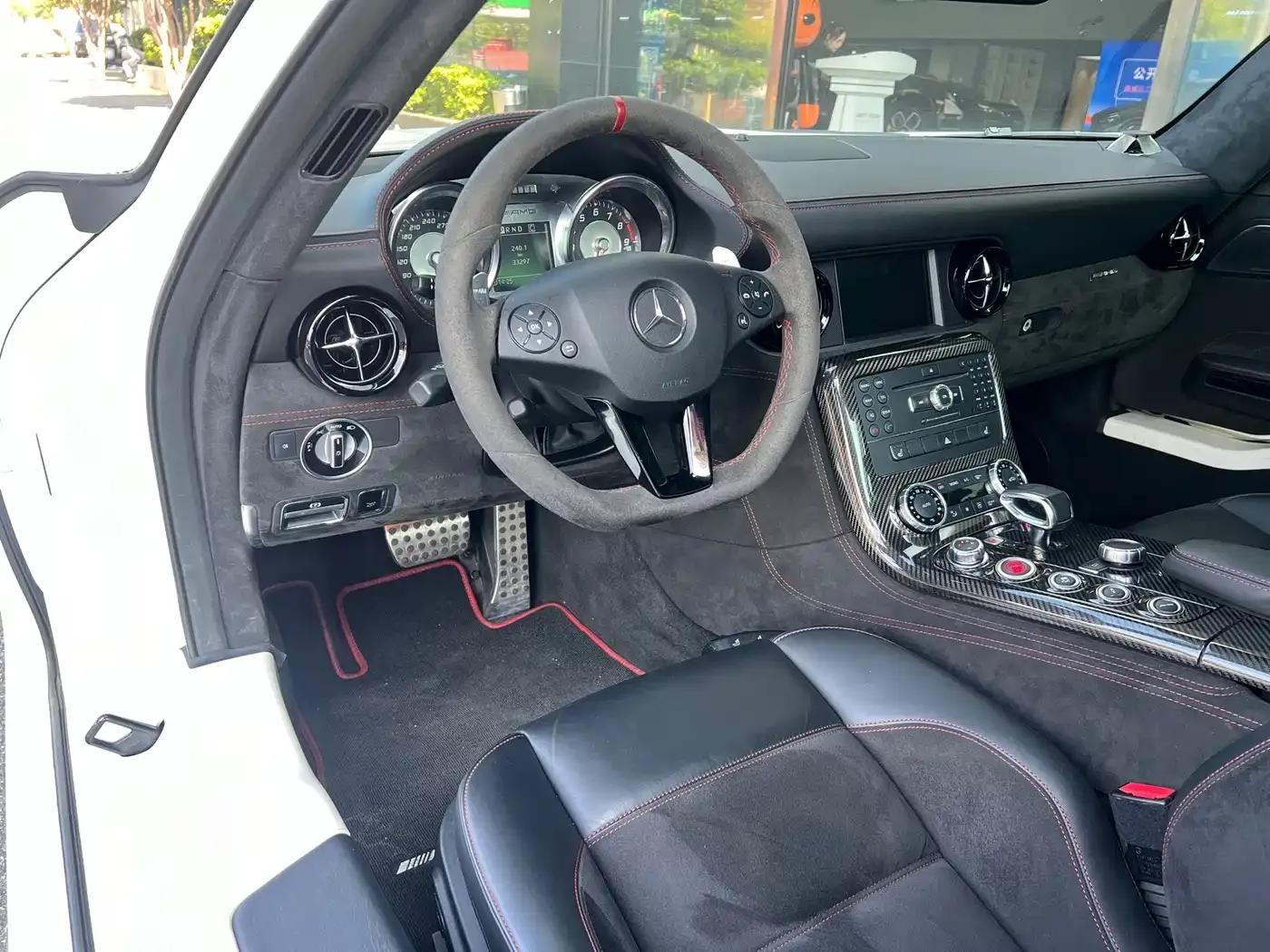 2014 Mercedes-Benz SLS-Class AMG Black Series — миниатюра 4