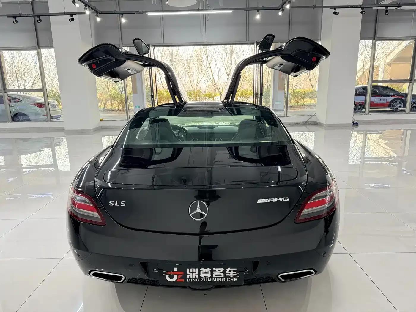 2011 Mercedes-Benz SLS AMG — миниатюра 6