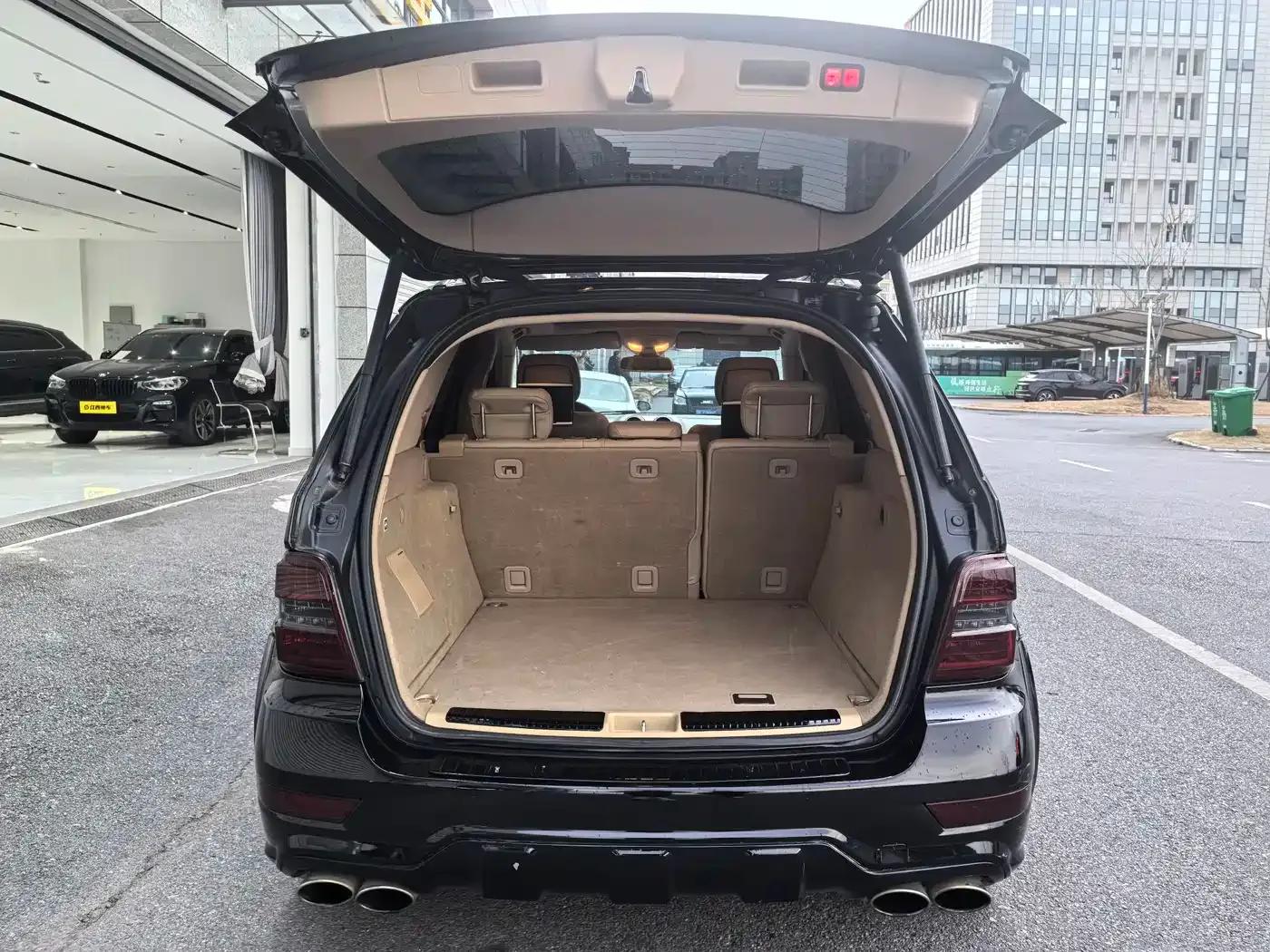 2011 Mercedes-Benz M-Class AMG ML 63 — миниатюра 7