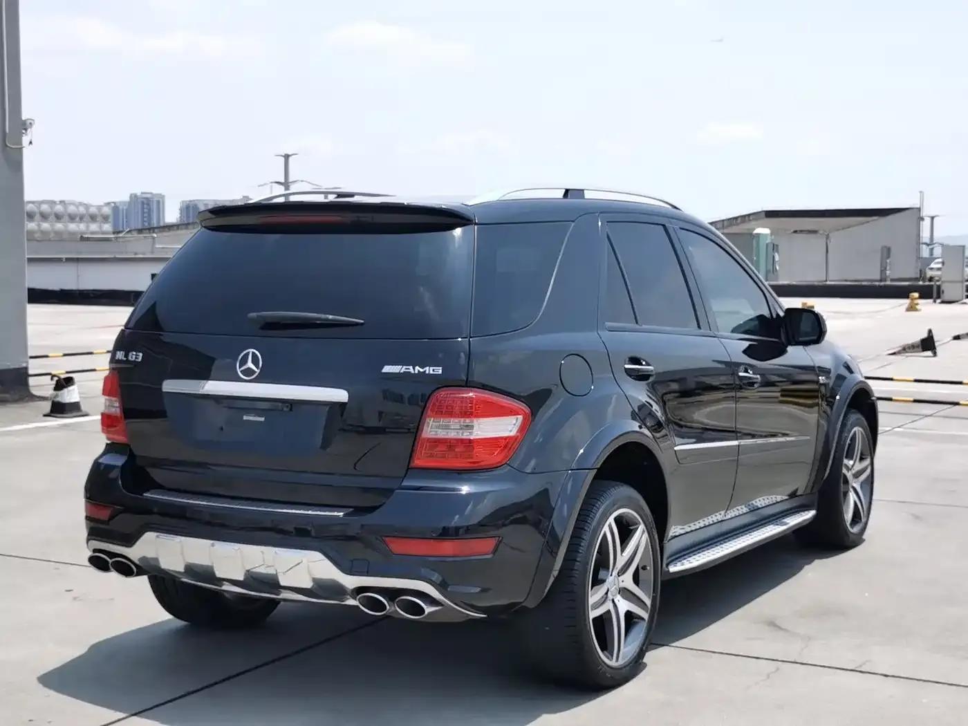 2011 Mercedes-Benz M-Class AMG ML 63 — миниатюра 15
