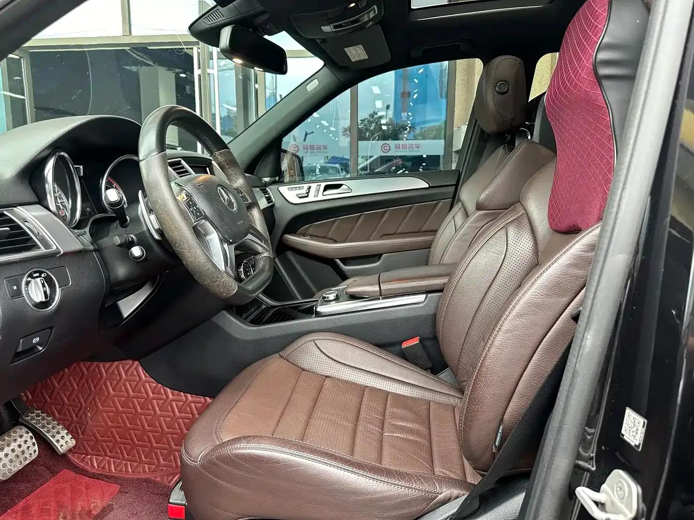 2014 Mercedes-Benz M-Class AMG ML 63 — миниатюра 15