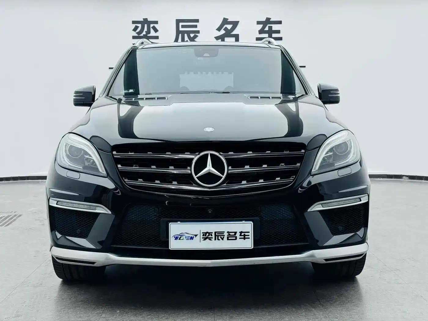 2012 Mercedes-Benz M-Class AMG ML 63 — миниатюра 2