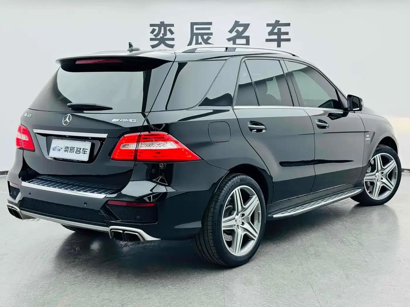 2012 Mercedes-Benz M-Class AMG ML 63 — миниатюра 6
