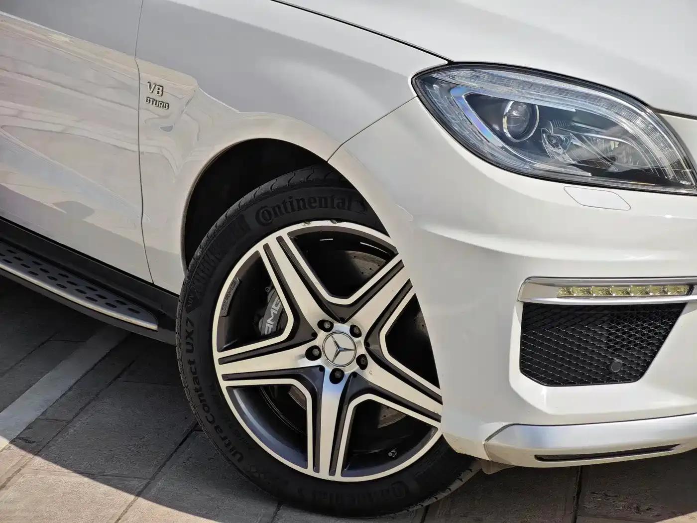 2012 Mercedes-Benz M-Class AMG ML 63 — миниатюра 7