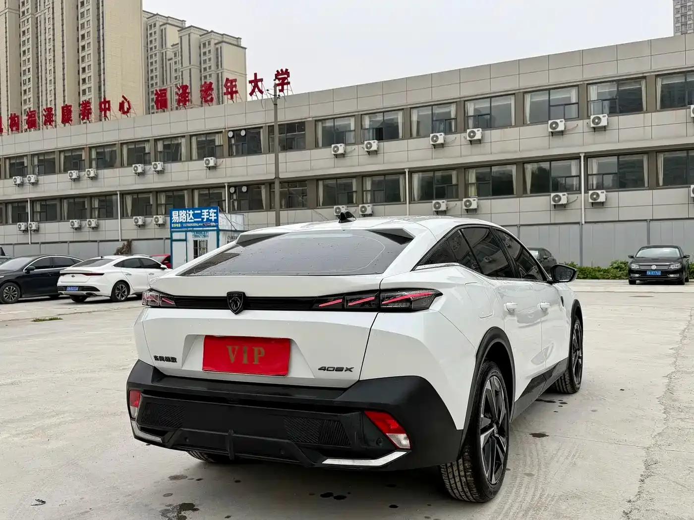 Peugeot 408X 2023 Charm Edition — миниатюра 7