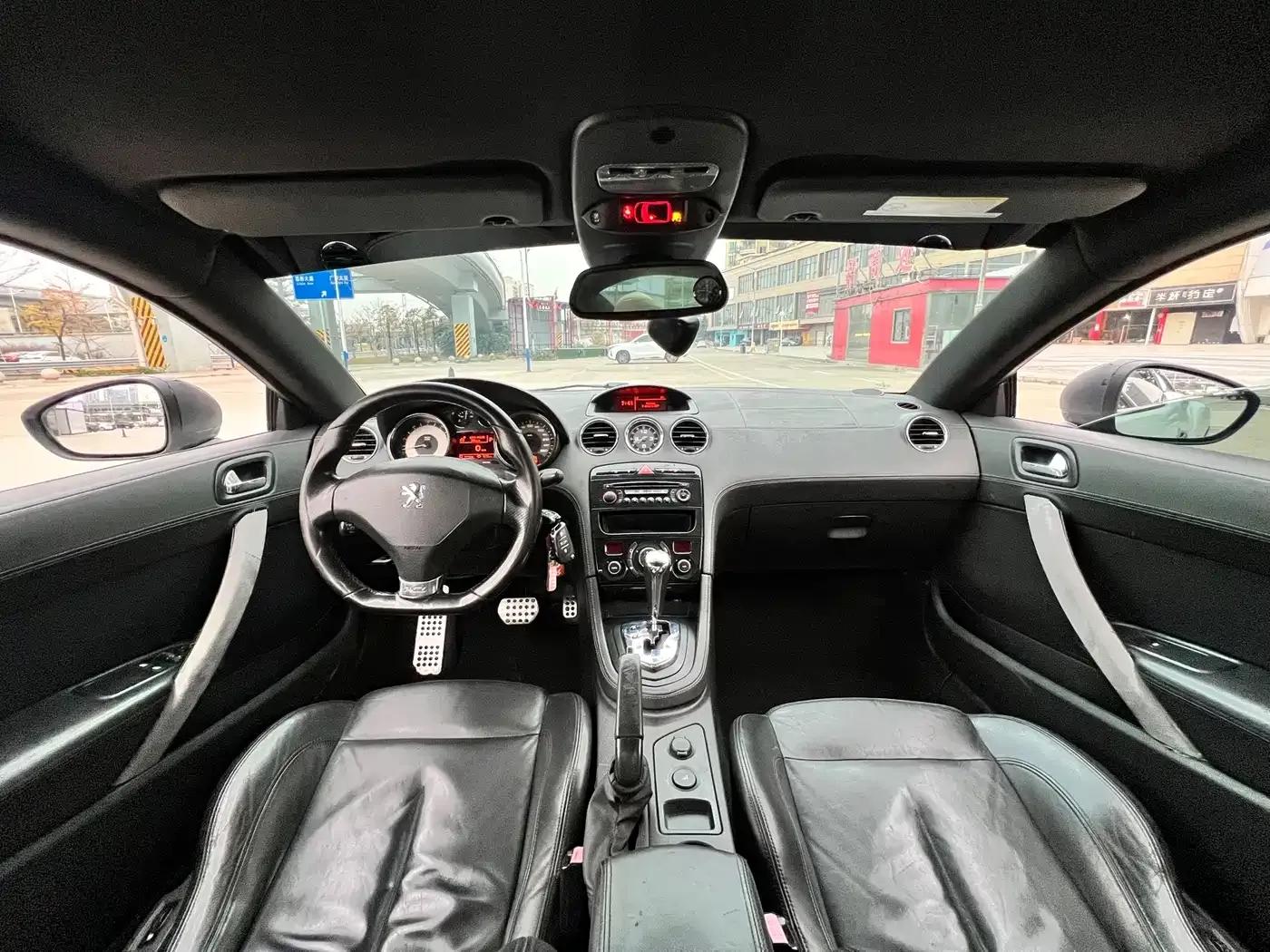 Peugeot RCZ 2011 1.6T Fashion Edition — миниатюра 11