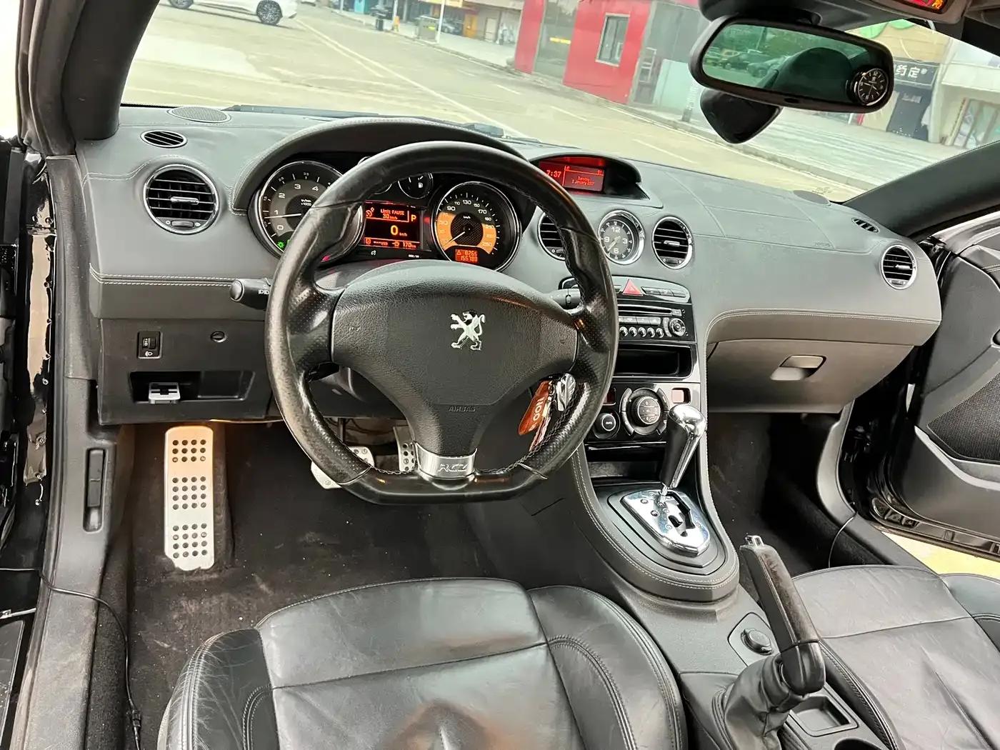 Peugeot RCZ 2011 1.6T Fashion Edition — миниатюра 9