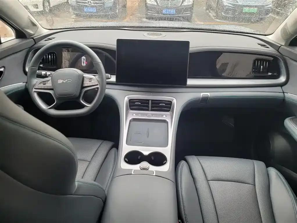 Hiace 07 DM-i 2025 Model 150 Navigator+ Edition — миниатюра 5