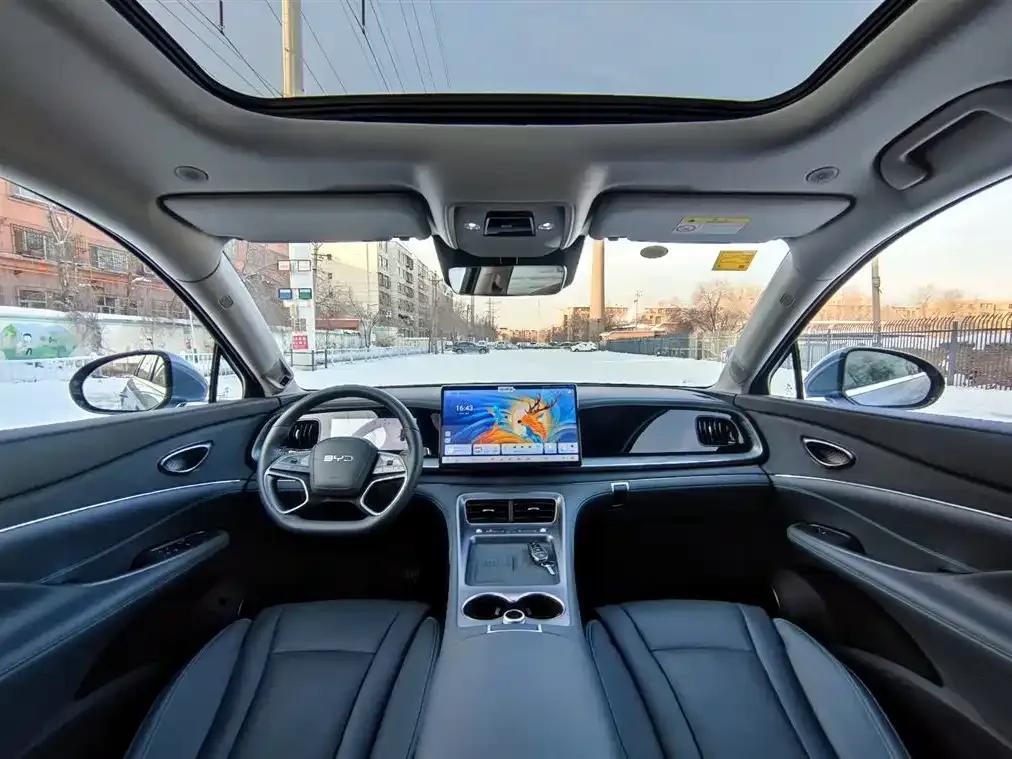 Hiace 07 DM-i 2025 Model 150 Navigator+ Edition — миниатюра 9