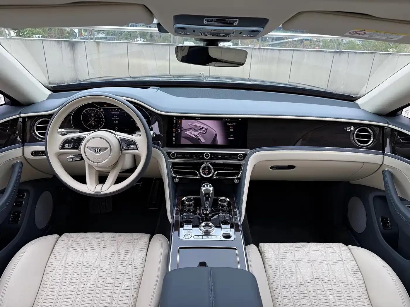 2022 Flying Spur Plug-in Hybrid 2.9T V6 — миниатюра 9