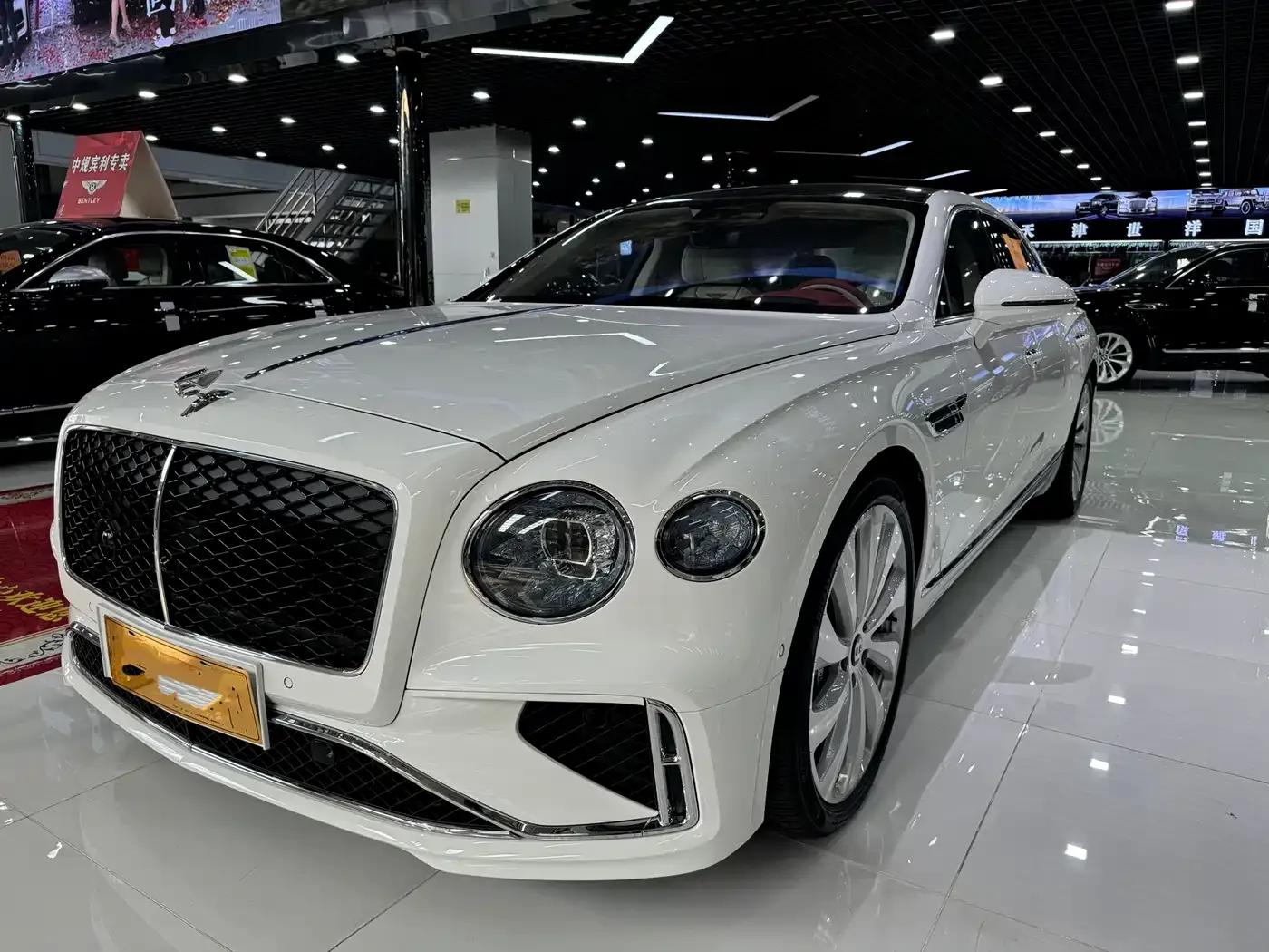 2026 Mercedes-Benz Flying Spur Plug-in Hybrid 4.0T V8 Standard Edition — миниатюра 1