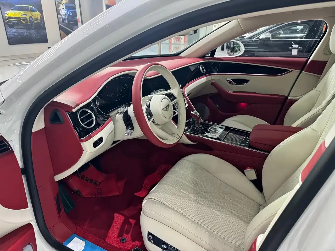 2026 Mercedes-Benz Flying Spur Plug-in Hybrid 4.0T V8 Standard Edition — миниатюра 5