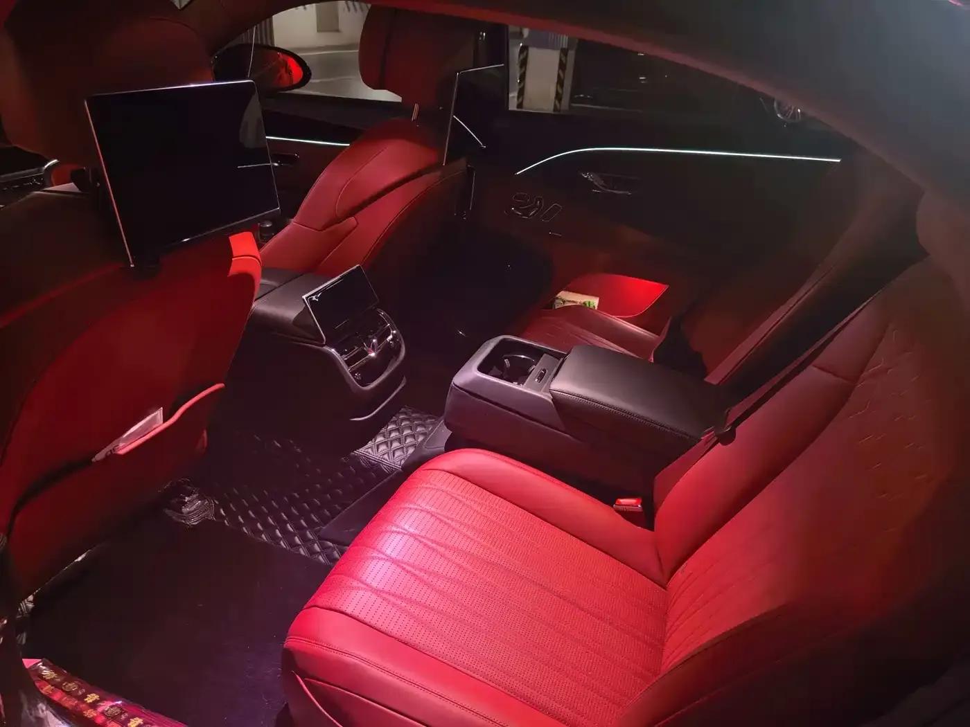 2022 Flying Spur Plug-in Hybrid 2.9T V6 — миниатюра 3