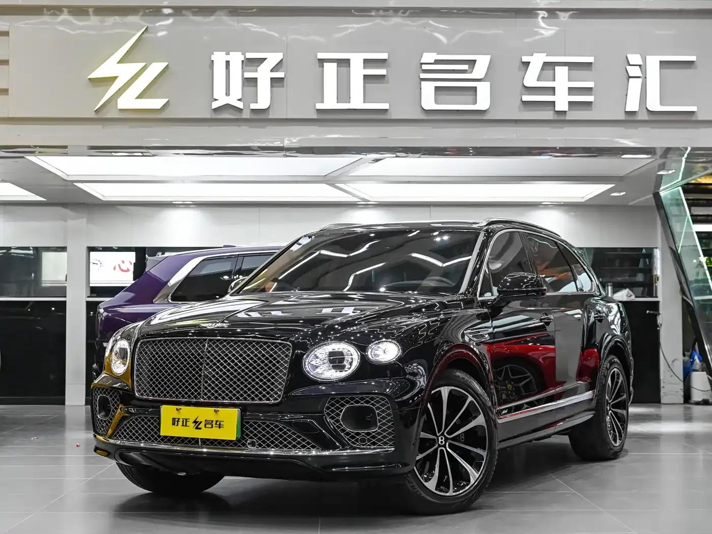 Bentayga Plug-in Hybrid 2021 3.0T PHEV — миниатюра 1