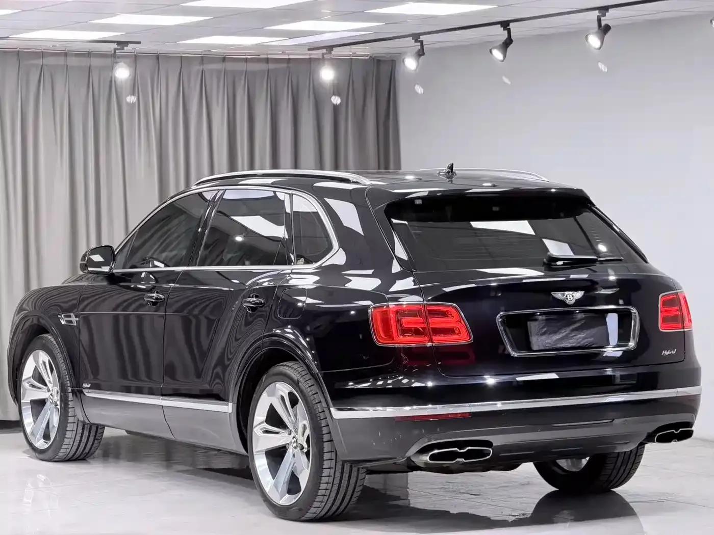 Bentayga Plug-in Hybrid 2019 3.0T PHEV — миниатюра 12