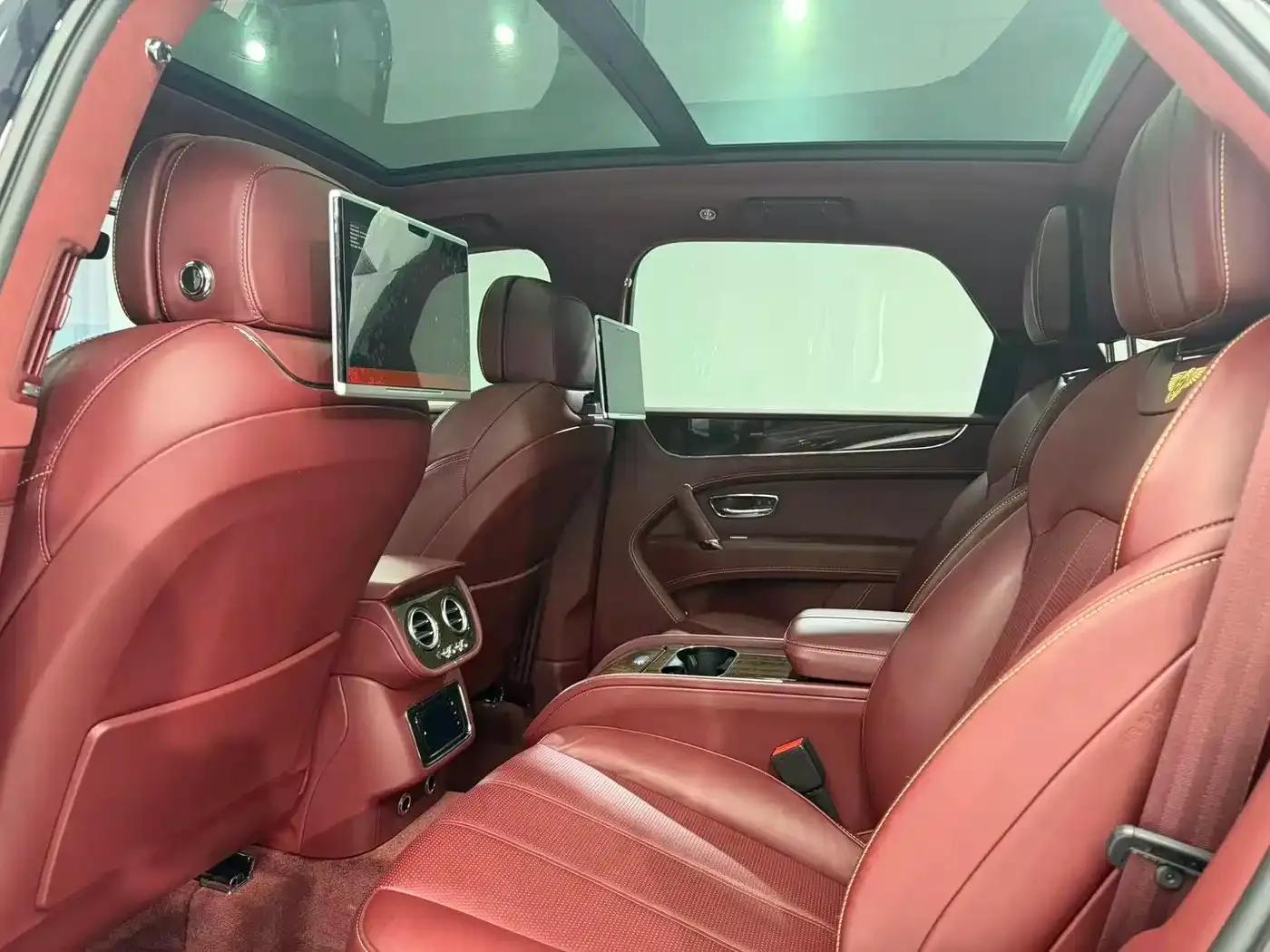 Bentayga Plug-in Hybrid 2019 3.0T PHEV — миниатюра 6