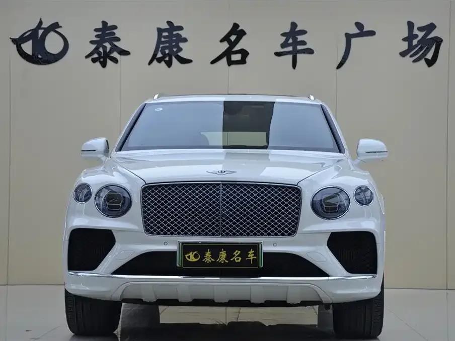 Bentayga Plug-in Hybrid 2024 3.0T PHEV — миниатюра 2