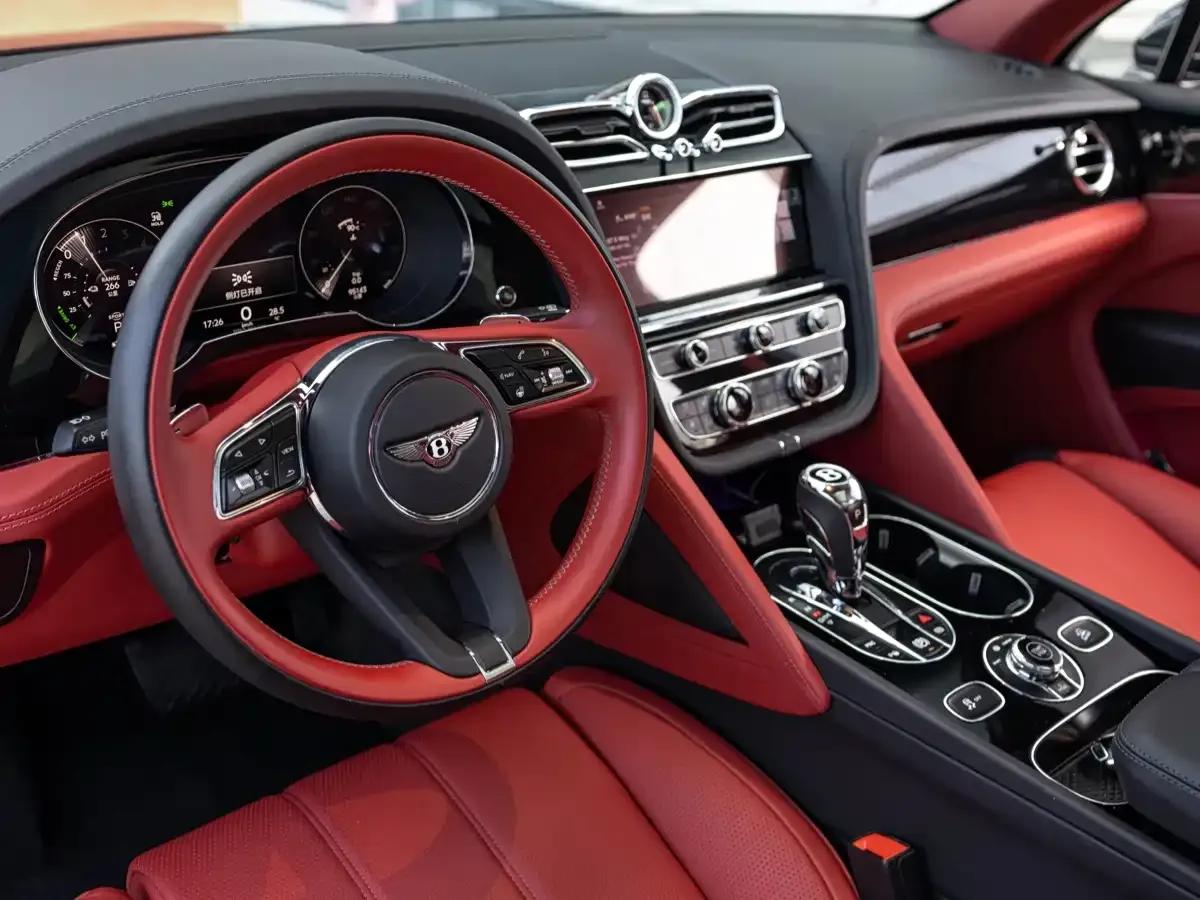 Bentayga Plug-in Hybrid 2021 3.0T PHEV — миниатюра 9