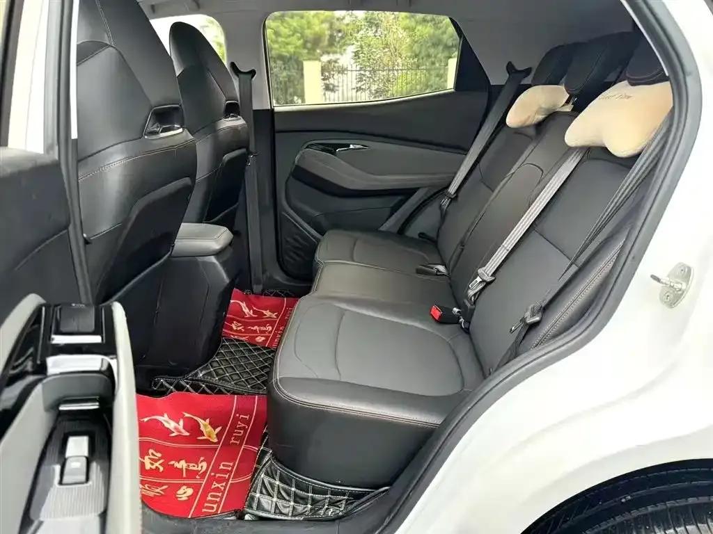 Baojun RS-3 2020 1.5L CVT 24-Hour Online Elite Edition — миниатюра 6