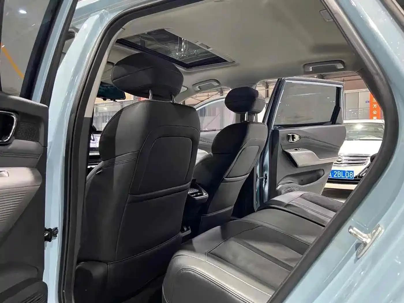 Baojun Valli 2021 1.5T Nagqu Fanxing CVT Flagship Edition — миниатюра 5