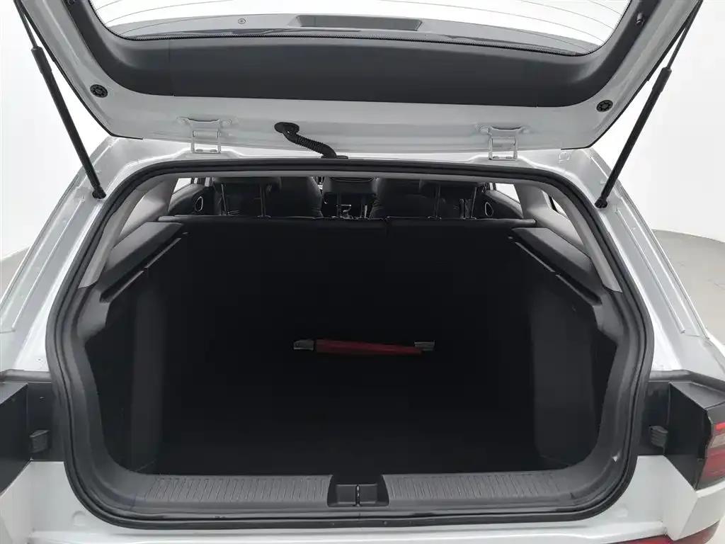 Baojun Valli 2021 1.5T Yili Ranch CVT Luxury Edition — миниатюра 16
