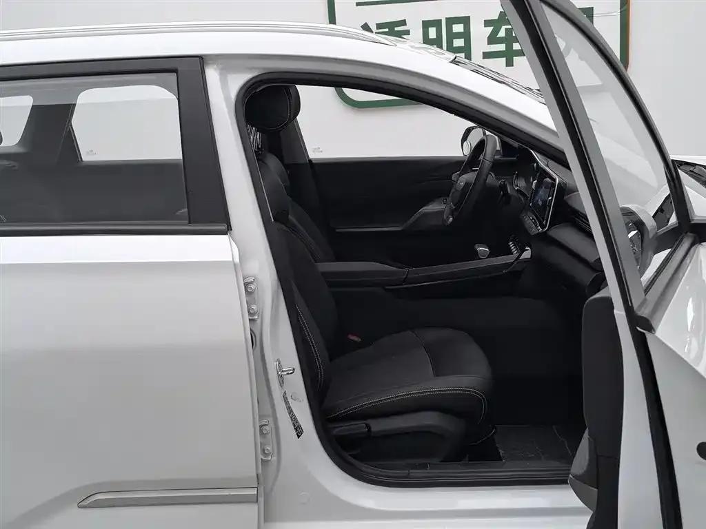 Baojun Valli 2021 1.5T Yili Ranch CVT Luxury Edition — миниатюра 23