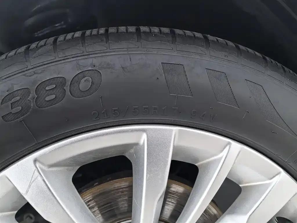 Baojun Valli 2021 1.5T Yili Ranch CVT Luxury Edition — миниатюра 24