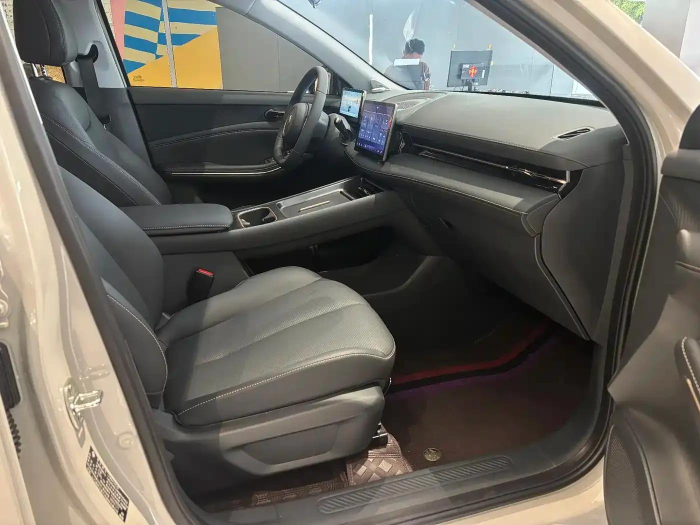 Baojun E6 2026 500km Enjoy Edition — миниатюра 18