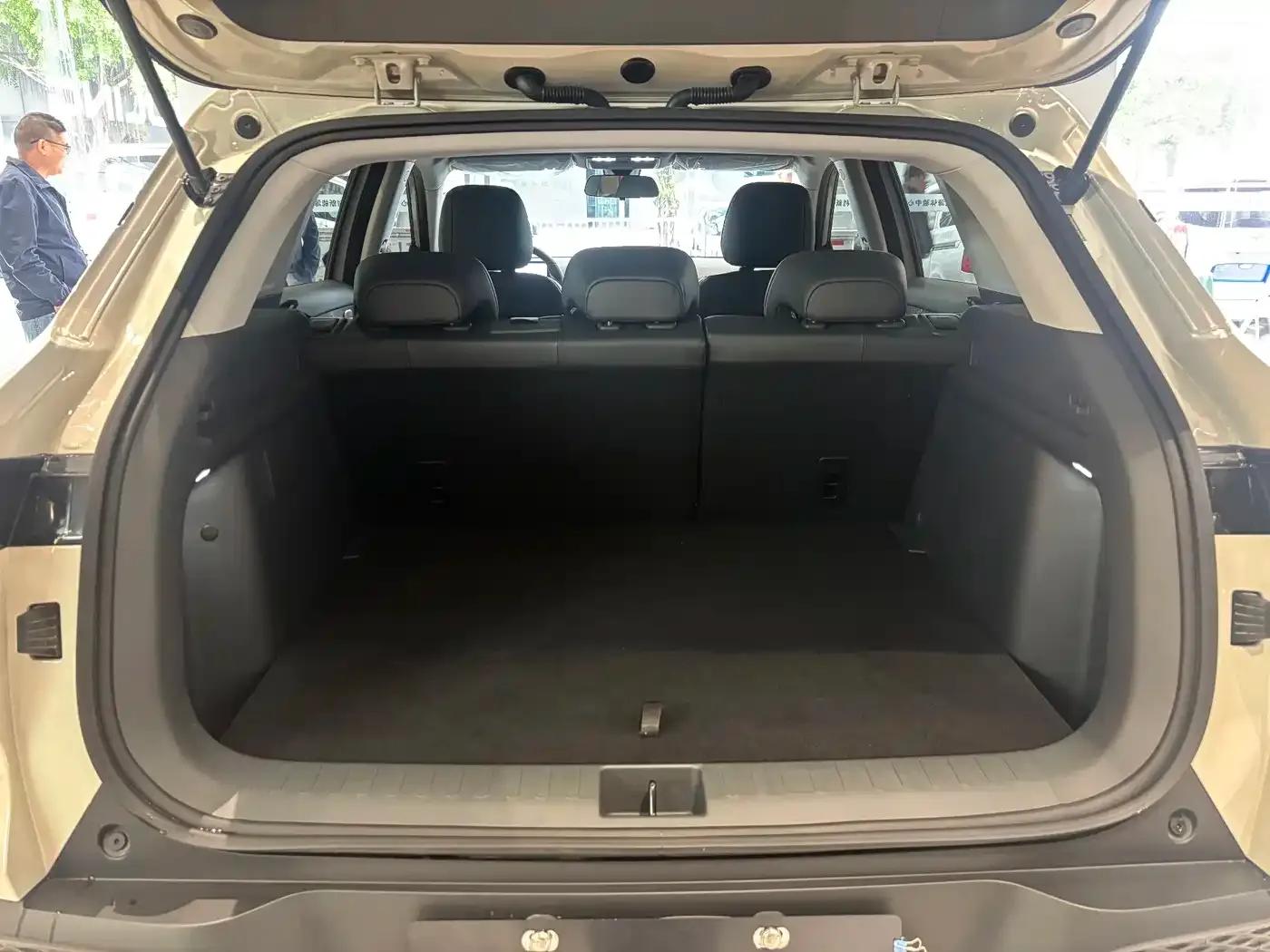 Baojun E6 2026 500km Enjoy Edition — миниатюра 22