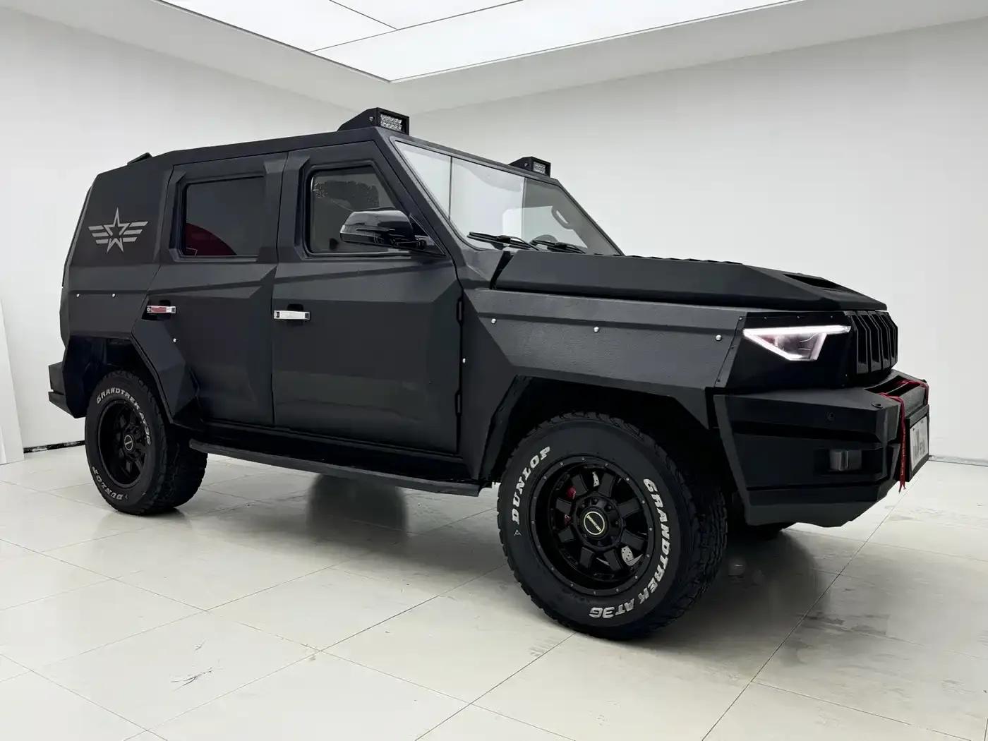 Beijing BJ80 2017 2.3T Automatic 90th Anniversary Edition (Army Day Edition) — миниатюра 3