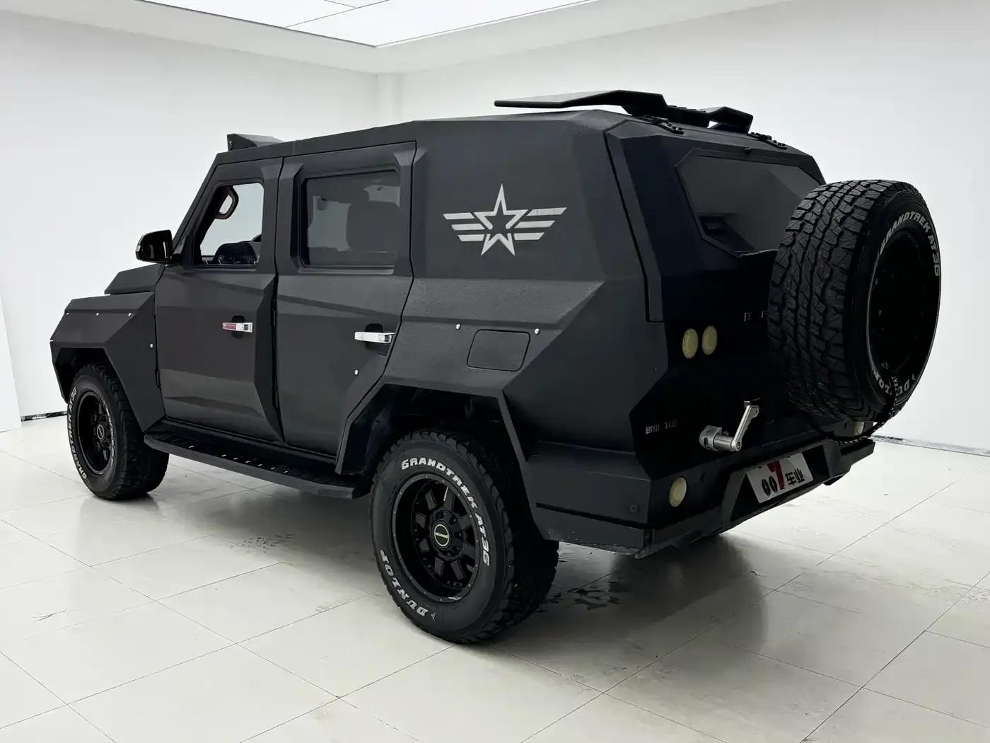 Beijing BJ80 2017 2.3T Automatic 90th Anniversary Edition (Army Day Edition) — миниатюра 7