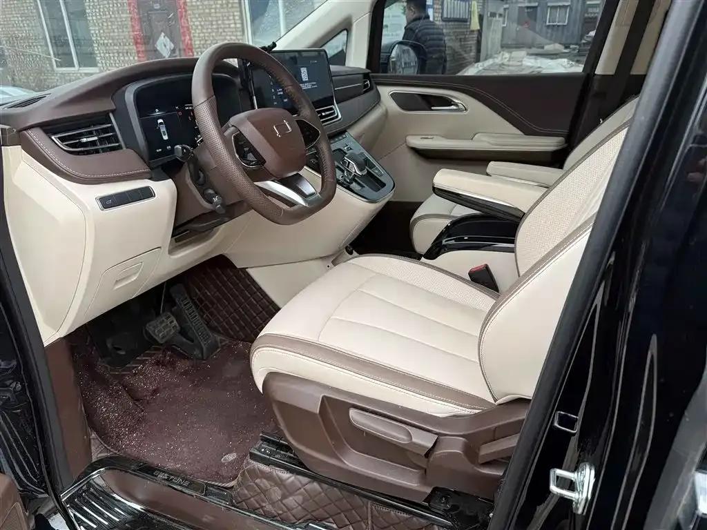 Bestune M9 2023 2.0T Premium Edition — миниатюра 15