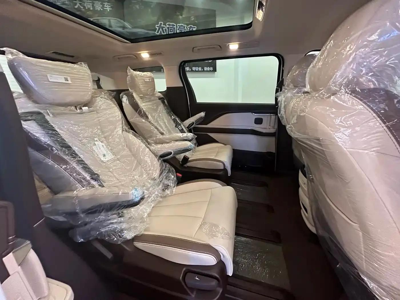 Bestune M9 2023 2.0T Premium Edition — миниатюра 19