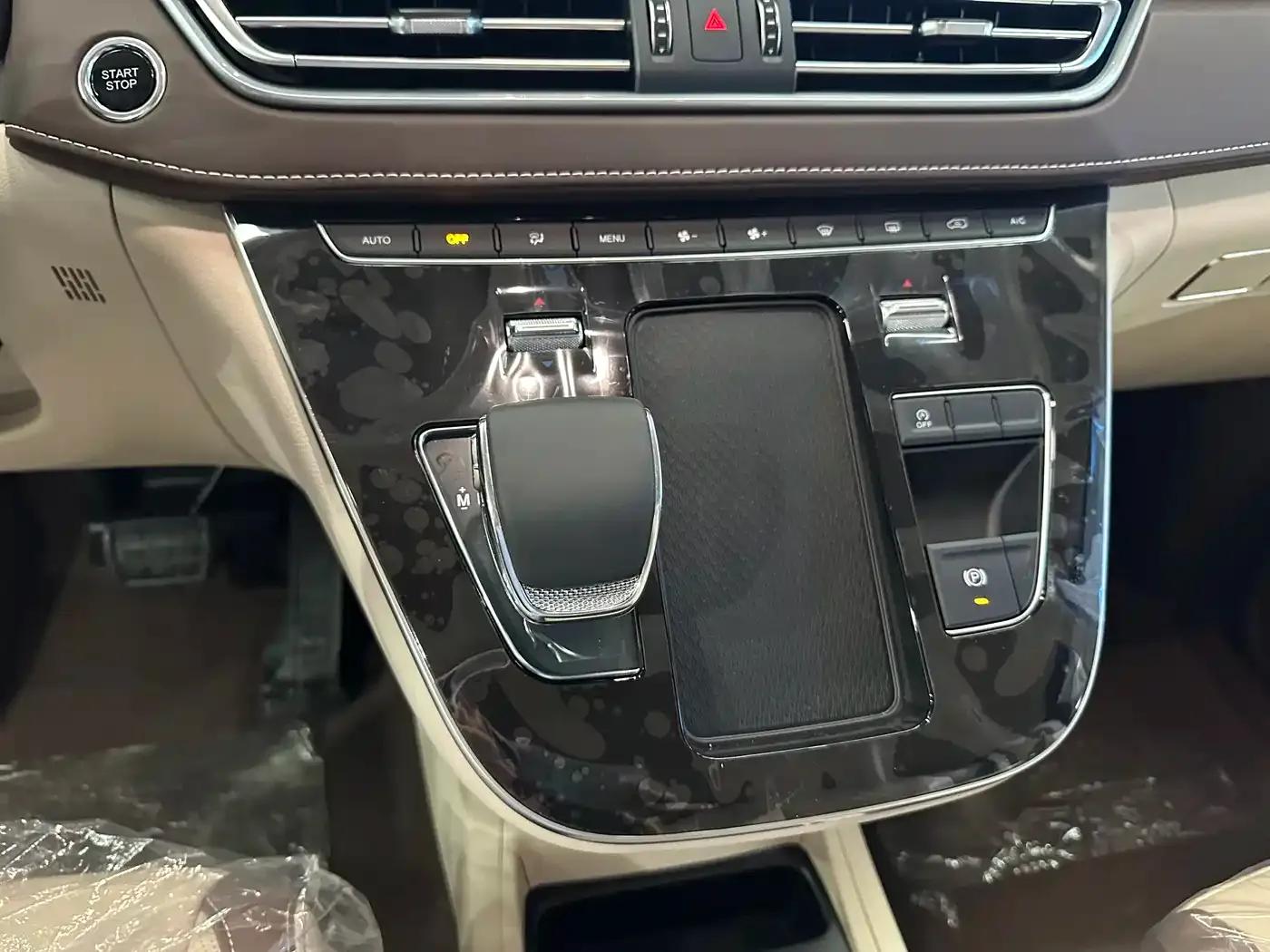 Bestune M9 2023 2.0T Premium Edition — миниатюра 25