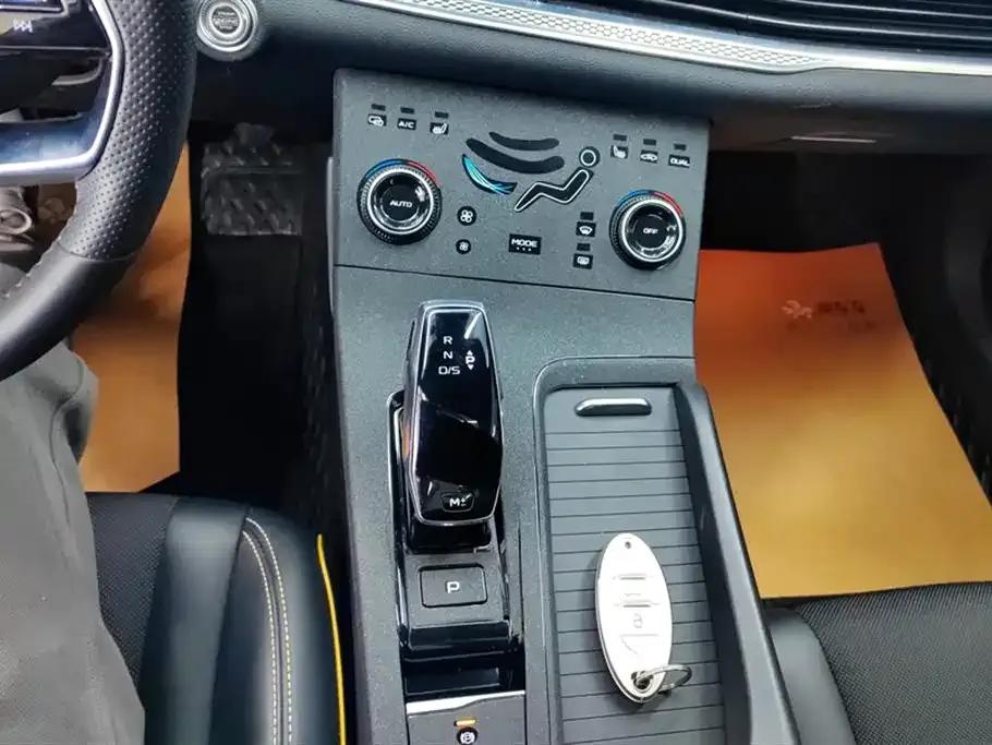 Bestune B70S 2022 1.5T Smart and Trendy Commander — миниатюра 16