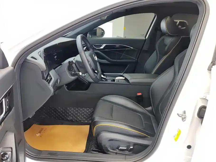 Bestune B70S 2022 1.5T Smart and Trendy Commander — миниатюра 9