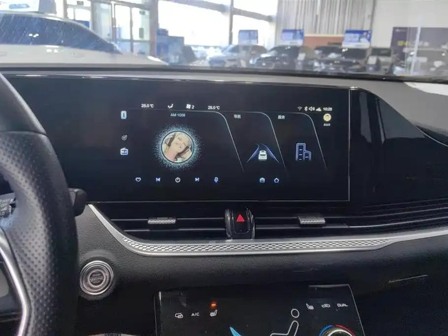 Bestune B70S 2022 2.0T Intelligent and Trendy Commander — миниатюра 13