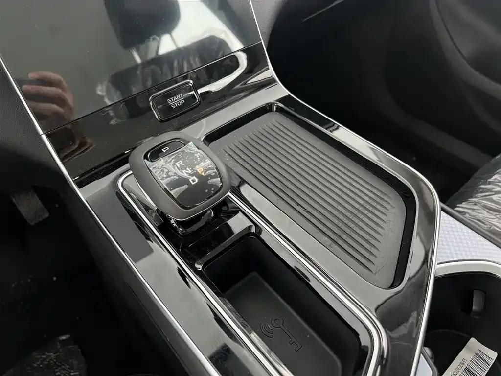 Bestune T90 2023 1.5T DCT Automatic Comfort Model — миниатюра 14