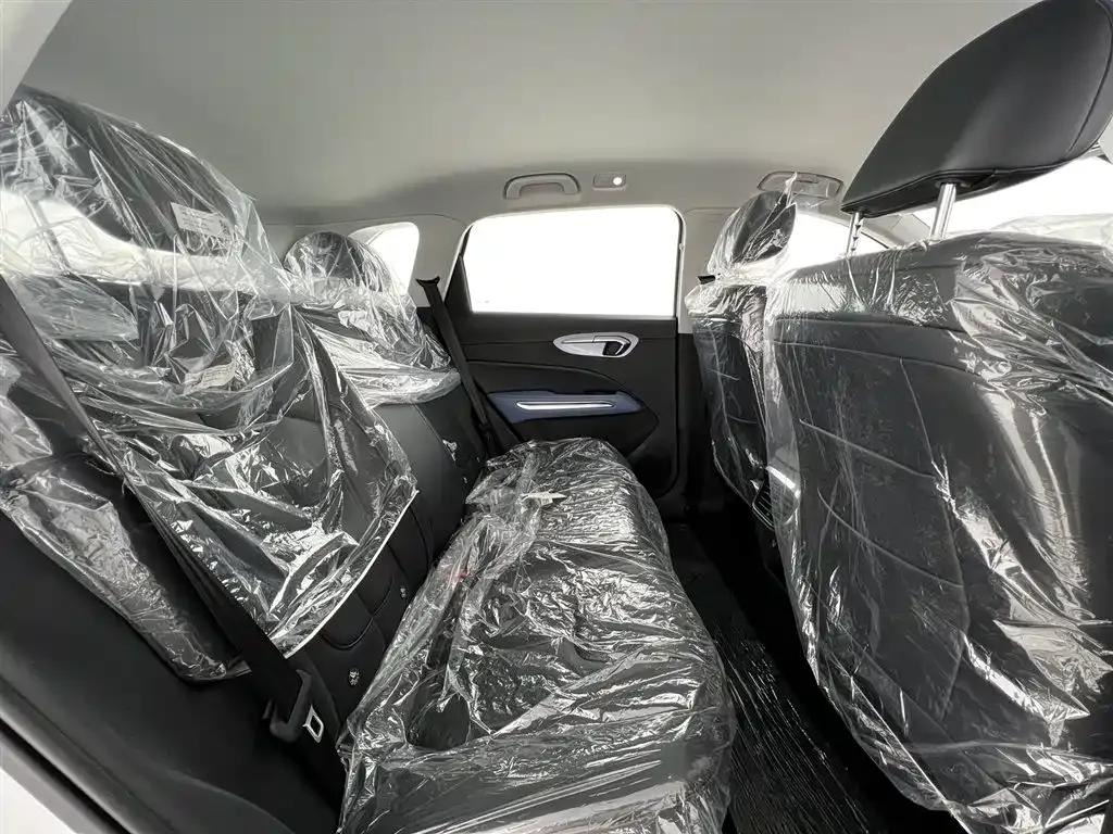 Bestune T90 2023 1.5T DCT Automatic Comfort Model — миниатюра 21