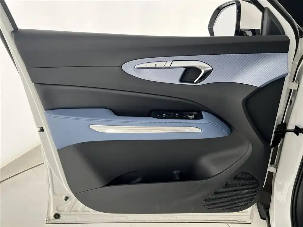 Bestune T90 2023 1.5T DCT Automatic Comfort Model — миниатюра 10