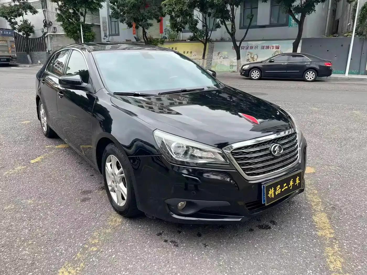Besturn B90 2012 2.0L Manual Deluxe Edition — миниатюра 3