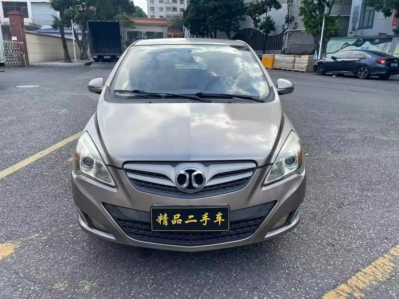 Beijing Automotive E-Series 2013 Sedan 1.3L Manual Comfort Edition — миниатюра 2
