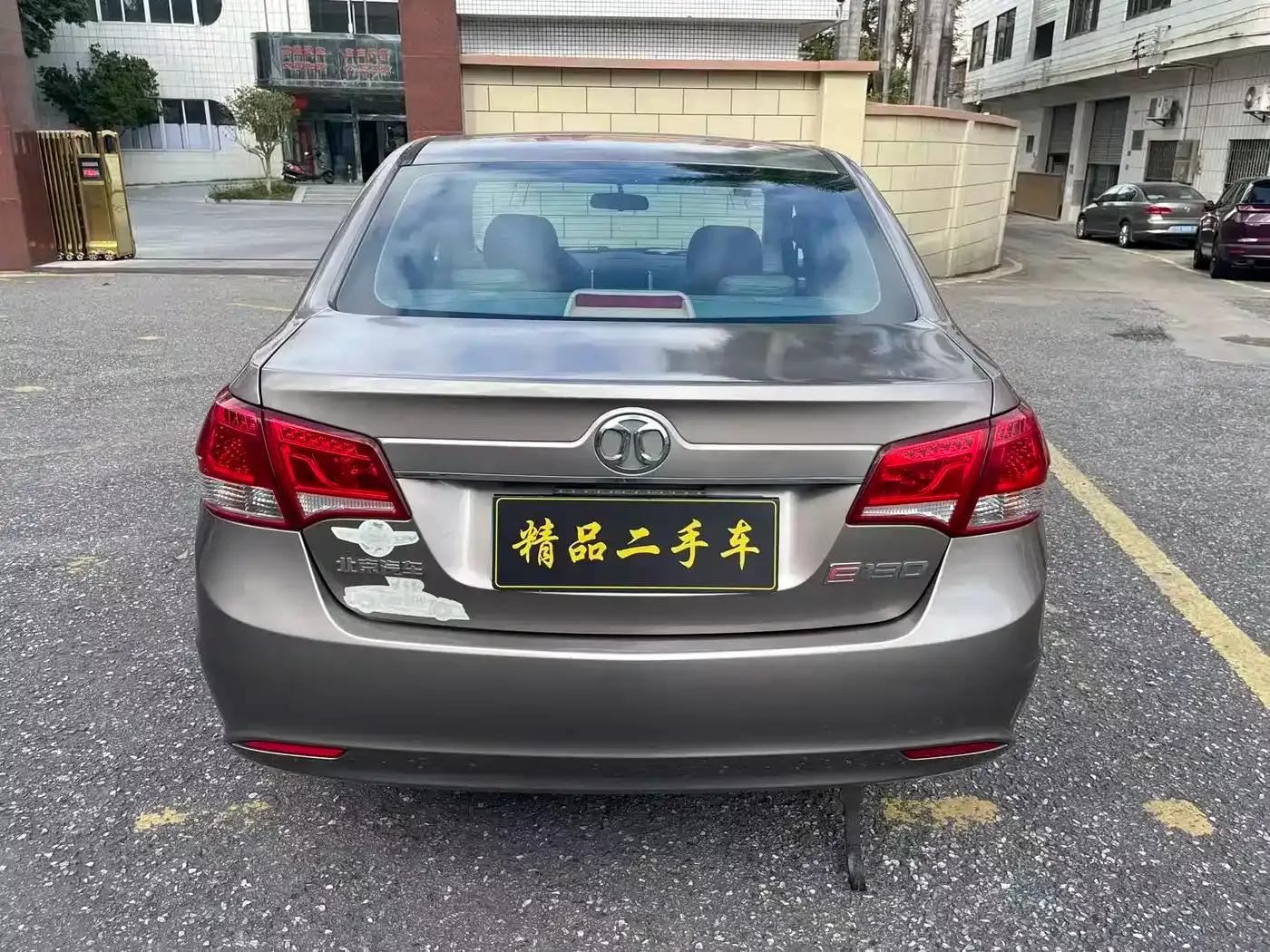 Beijing Automotive E-Series 2013 Sedan 1.3L Manual Comfort Edition — миниатюра 6