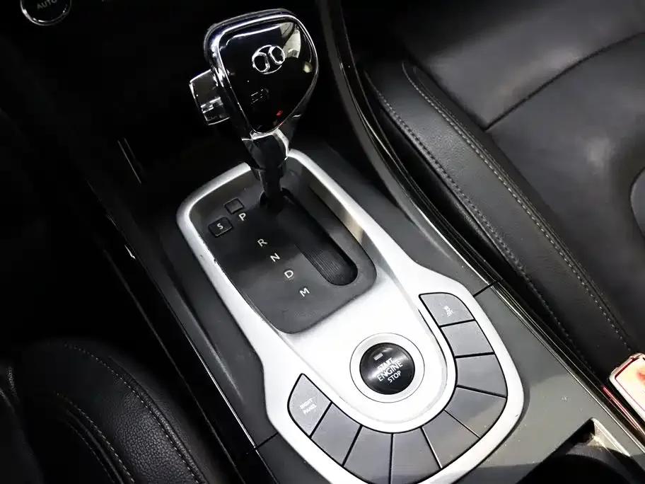 Senova D70 2018 Performance Edition 1.8T Comfort Edition — миниатюра 17