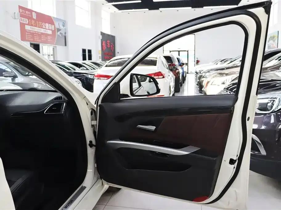 Senova D70 2018 Performance Edition 1.8T Comfort Edition — миниатюра 23