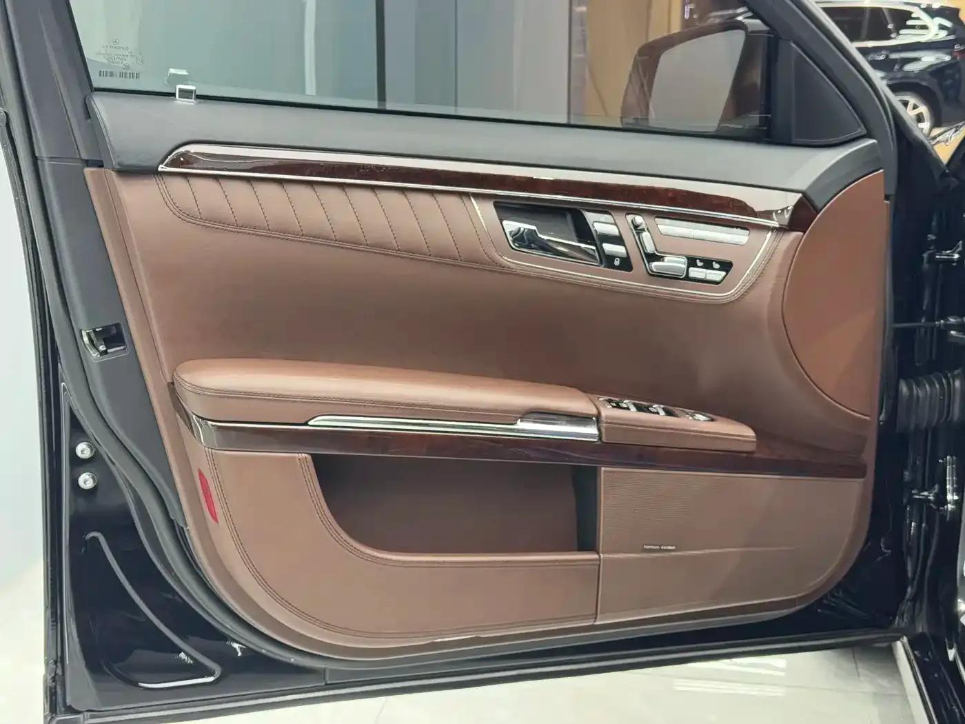 Brabus S-Class 2011 60S — миниатюра 26