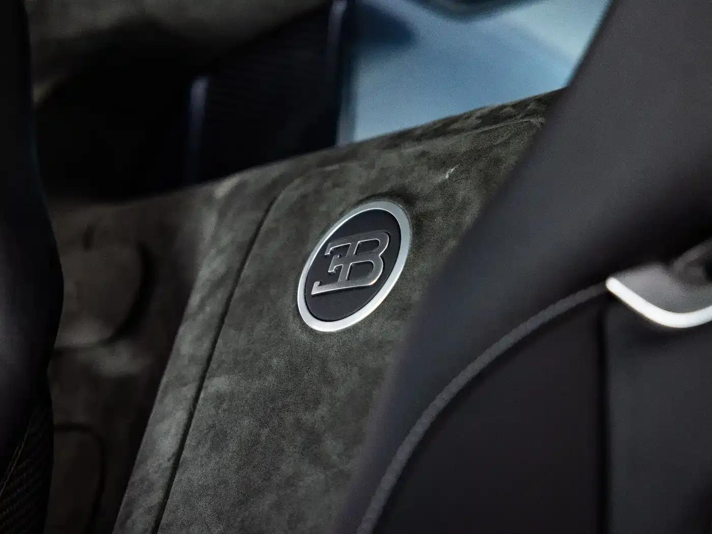 Veyron 2006 8.0L Automatic — миниатюра 19